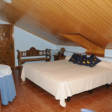 El Manantial De Gredos Guest house El Arenal (Castile and Leon)