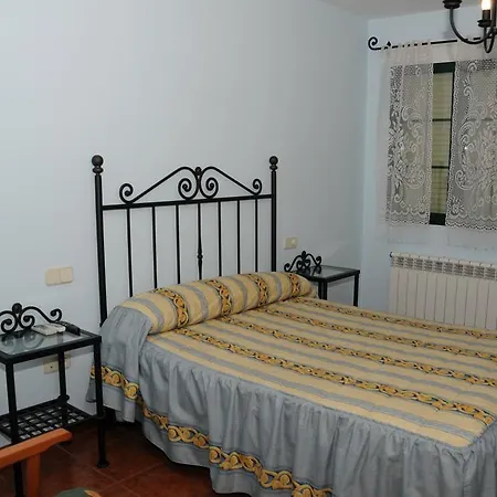 El Manantial De Gredos 2*