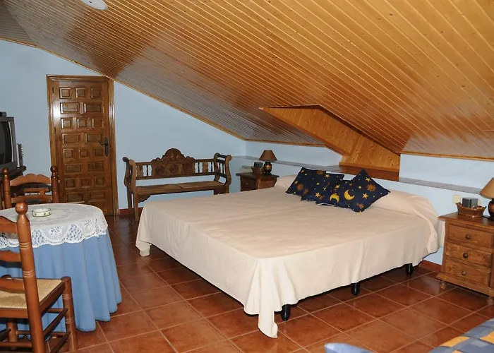 El Manantial De Gredos Gæstehus El Arenal (Castile and Leon)