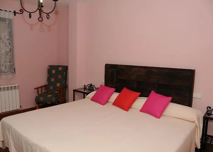 El Manantial De Gredos Gæstehus 2*