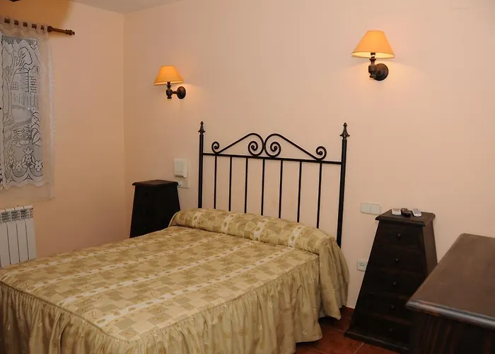 El Manantial De Gredos El Arenal (Castile and Leon)